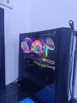 السلام عليكم، للبيع جهاز كمبيوتر (PC) متكامل، نظيف وجاهز للاستخدام.