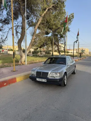 مرسيدس بطة موديل 1986