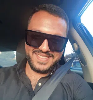 Adelkh 