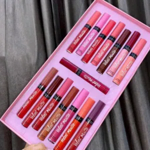 women makeup products are all available , Sheglam, Dior , Lancom , Huda beauty, brands are available