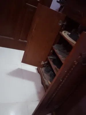 دولاب احذية نظيف صناعة محلية