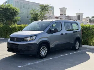 Peugeot rifter 2022 GCC 5 seater