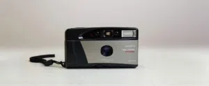 كاميرا فلم قديمه و نادرة Yashica Microtec AF-Super (جديده بالكرتون والكتالوج)