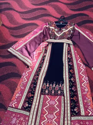 ثوب للبيع ((المستعجل))