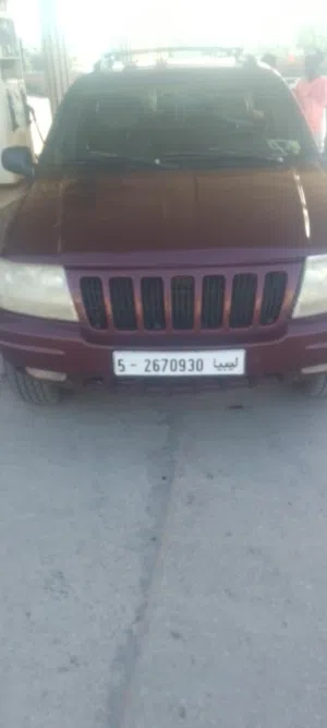 جيب شيروكي موديل 2004
