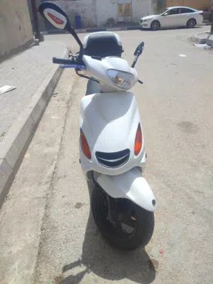 سلام عليكم اخوان دراجه اكزز اخت الجديده مال باله والله دراجه تخبل كل نقص مابيهه