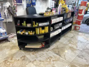 كاش خشبي مستعمل حالت الوكاله