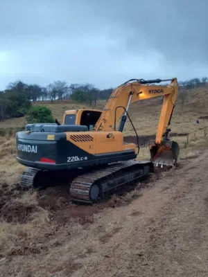 سائق حفاره Excavator Operator