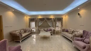 4 Bedrooms . More than 6 bathrooms . 354 m24