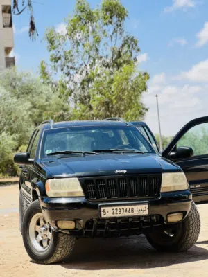 جيب شيروكي محرك 47