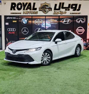 Toyota Camry S 2019 GCC SPACS Low KM Perfect Conditions
