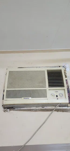 New condition Window Ac available