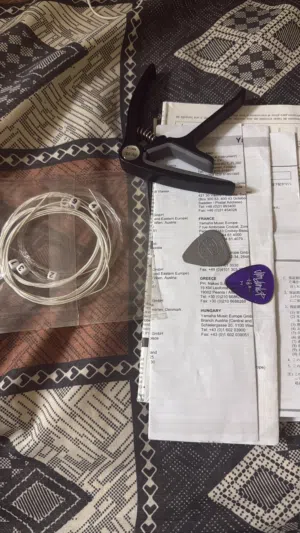 جيتار للبيع