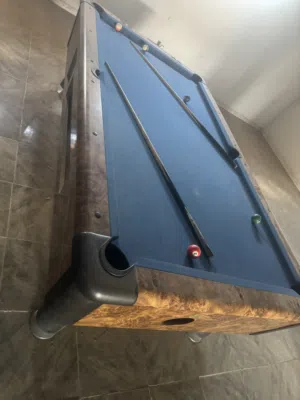 بلياردو للبيع نضيف