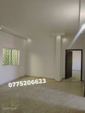 125 m2 3 Bedrooms Apartments for Sale in Zarqa Al Zarqa Al Jadeedeh