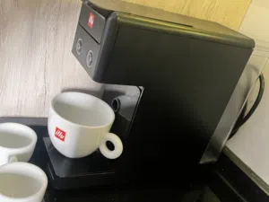 ماكينة قهوة illy