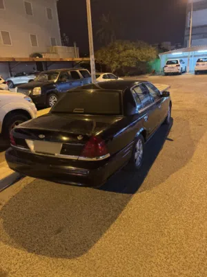 Used Ford Crown Victoria in Farwaniya