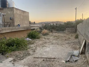 Mixed Use . 500 m2 . Landlord0