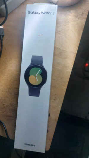For sale Samsung galaxy watch 5 40mm new just box open(not used) 25kd