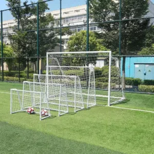 مستلزمات كره القدم بأفضل الأسعار بالمملكه ومتوفر لدينا خدمة التوصيل