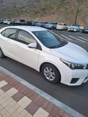 تويوتا كورولا 2015 للبيع  26000 درهم toyota corola 2015 for sell