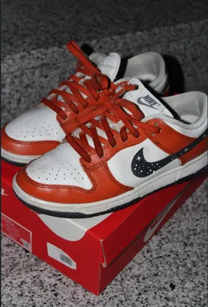 Casual Shoes . Nike . 40.5 . Used1