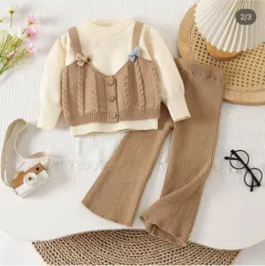 طقم بناتي صوف