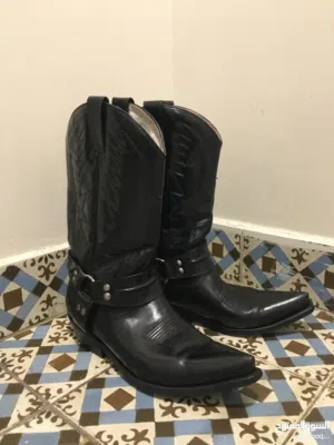 للبيع: بوت Buffalo Vintage Western Boots جلد طبيعي 100% – مقاس 43