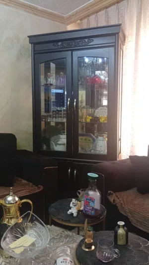 فضيه للبيع