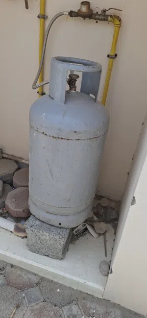 سلندر غاز ممتلئ  تمت التعبئة قبل 3 أيام  full Gas cylinder  refilled 3 days ago