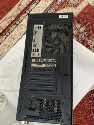 بي سي للبيع شبه جديد الوصف مهم!!