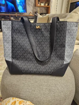 Original ladies Hand bag brand new