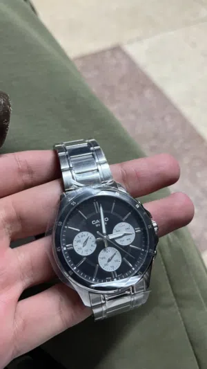 ساعه كاسيو اصلي جديده بالكرتونه طراز MTP-1374D-1A3V