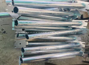 أعمدة مجلفن للوحات الارشادية المنيوم المرورية للطرق Galvanized Post Hot Deep