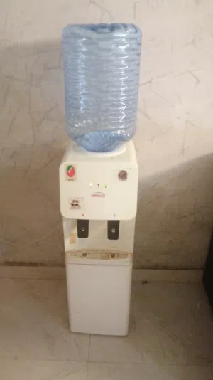 مبرد مياه بار وحار 20 ريال