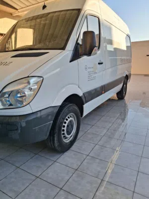 مرسيدس بنز ( فان )Sprinter 324 موديل 2013 ( للبيع ) بنزين