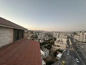 ‏٣ غرف نوم ‏.‏ ٣ حمّامات ‏.‏ 180 م٢‏1