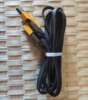 شواحن وكوابل . جديد0