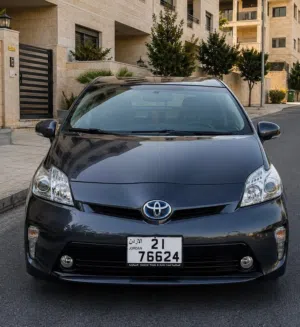 Used Toyota Prius in Amman