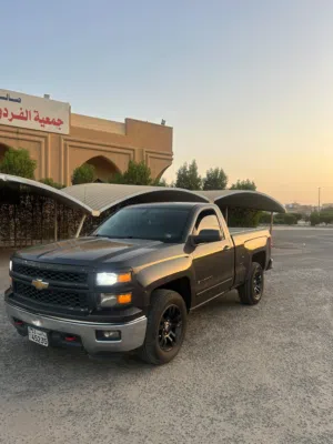 Used Chevrolet Silverado in Farwaniya