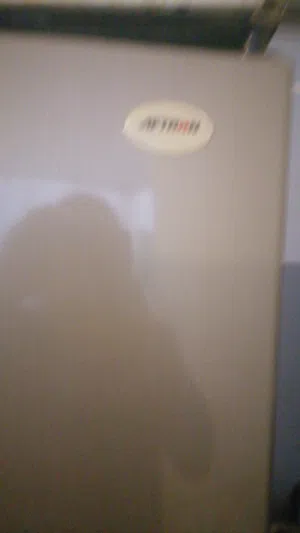 تلاجه للبيع