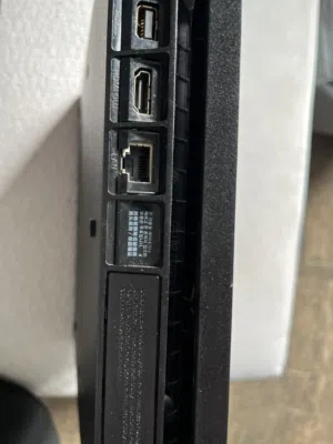 Ps4slim نضيف