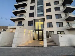 140 m2 3 Bedrooms Apartments for Sale in Amman Jubaiha