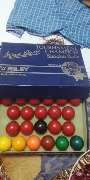 عمان* طقم *Riley Tournament Champion* الأصلي لو حالته ممتازة
