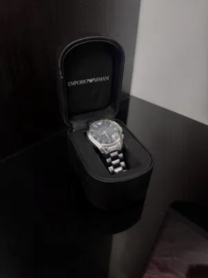 ساعة Emporio Armani AR2448 model بحالة جيدة بدون بطارية