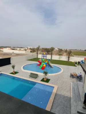2 Bedrooms Chalet for Rent in Al Batinah Barka