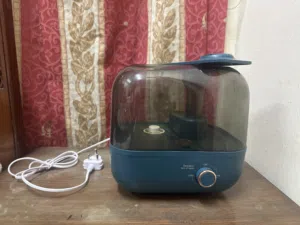 Rarely used Humidifier with 4 liter capacity