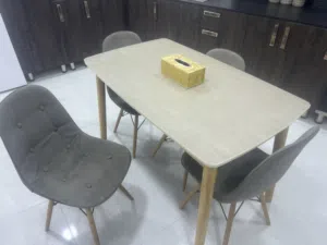 ميز طعام للبيع