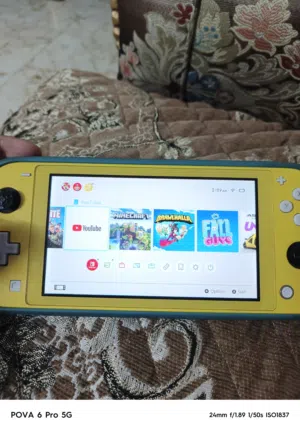 لون اصفرNintendo Switch Lite موديل 2023