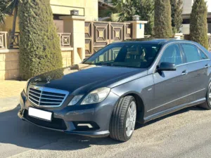 مرسيدس 2011 AMG kit Cgi وارد غرور فحص كامل لون مميز جدا